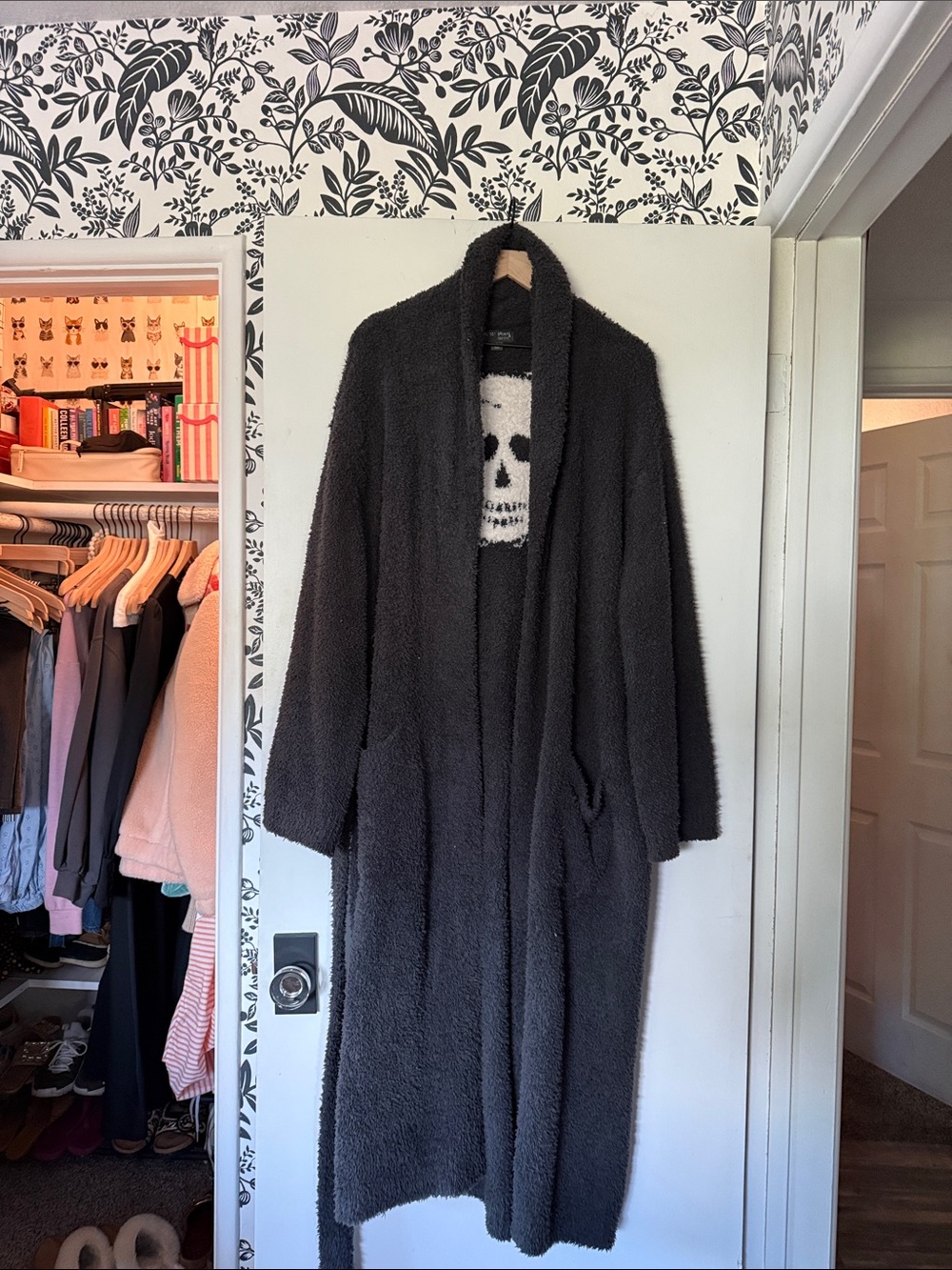 Men’s Barefoot Dreams Skull Robe